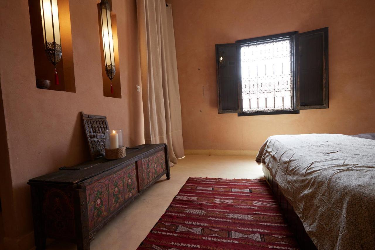 Kasbah Flilou Hotel Ait Ougliff Exterior photo