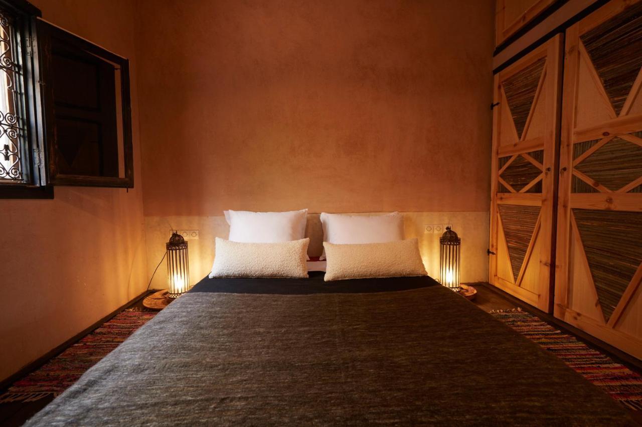 Kasbah Flilou Hotel Ait Ougliff Exterior photo