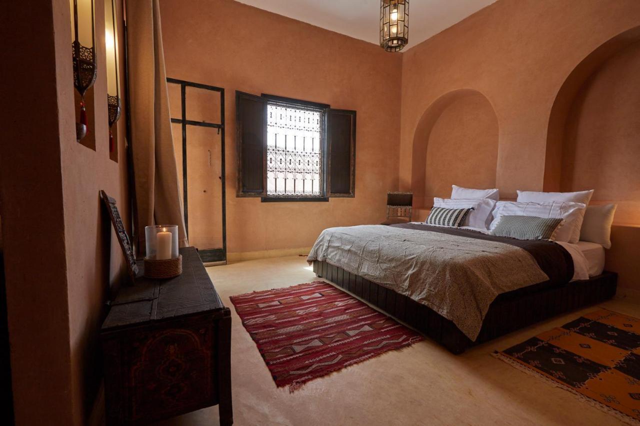 Kasbah Flilou Hotel Ait Ougliff Exterior photo